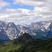 Blick Richtung Westen, in Sextner Dolomiten, mit Elfer(3092m),Sextner Rotwand(2966m)-links und  Dreischusterspitze(3146m)-rechts.