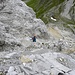 Abstieg in der Sandiger Boden oder Forcella Piani di Sabbia zwischen die beide Kinigat Gipfels,leichter und kurzer Klettersteig (A-B,30 Minuten). 