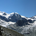 der Blick wird frei auf die Gletscherwelt der Mountet-Hütte