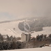 Blick auf Oberwiesenthal mit Skischanze und Skipiste
