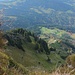 Die Plangg vom Gross Aubrig betrachtet. Die Alp Dorlaui ist am rechten Bildrand zu sehen.