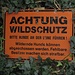 Nicht vom Creux du Van sondern von einer Wanderung im Aargau ... aber trotzdem (leider) sehr angebracht.

[http://www.20min.ch/schweiz/ostschweiz/story/27876175 und leider überhaupt kein Einzelfall]

***

[http://www.blick.ch/news/ausland/kurios/schafkiller-nr-1-ist-der-hund-id3479.html hier noch was für jene die glauben, der wolf sei das problem]