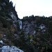 Wasserfall unterhalb der Alpe Sansapans