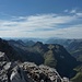 Im Westen: Feuerstein und Metzgertobel, am Horizont die Schweizer Berge