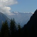 Aussicht von der Alpe d'Arnau zum bereits verschneiten Campo Tencia