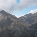 Al colletto si vede il rifugio Ospizio Sottile
