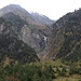 La Chlusertal, laterale della Fellital, sulla destra idrografica sale un incredibile sentiero che porta alla cascina di Chlusergaden.