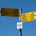 Gamserrugg-Wegweiser mit Mond.