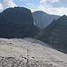 Blick zum Stefáni und Skolió. An der Stefáni Wand soll es auch einige Kletterrouten geben. Rechts oberhalb der SEO Hütte befindet sich noch der Toúmpa Gipfel.
