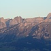 die Süd-Ost-Ansicht des Alpsteingebirges in der Morgendämmerung