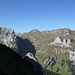 Im Vordergrund der winzige Gipfel des Furggelenzahn vor der Weite des Alpsteins