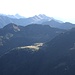 <b>Alpe Levén (1662 m) visto dalla Bocchetta di Revolte (foto del 26.8.2012).</b>