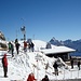 Schlitterpartie am Gipfel des Nebelhorns.
