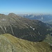 links Weißstein und Roßkogel, hinten, das Karwendel