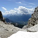Blick nach Suden, von Forcella Padeon, mit machtige Pelmo(3168m) und Civetta(3220m) im Hintergrund, ubers La Rocheta,Croda da Lago und Lastron di Formin.