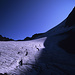 Das obere Gletscherbecken des Vadrettin da Tschierva beim Abstieg vom Piz Tschierva. Der Aufschwung links muss beim Aufstieg zum Piz Morteratsch begangen werden.