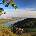 Blick hinab nach Kahlenbergerdorf an der Donau