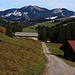 Foto von der zweiten Besteigung am 4./5.11.2012: <br /><br />Aussicht von der Alp Schärpfenberg (1271m) zur Haglere / Hagleren (1948,8m) und zum Nünalpstock (1901m).<br /><br />