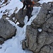 Foto von der zweiten Besteigung am 4./5.11.2012: David im Abstieg in die Scharte zwischen dem Furggengütsch Hauptgipfel und dem Vorgipfel P.2188m.