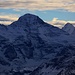Foto von der zweiten Besteigung am 4./5.11.2012:<br /><br />Aussicht im Zoom der Kamera vom Furggengütsch (2196,9m) auf das Lauterbrunner Breithorn (3780m). Hinter der Wetterlücke (3174m) kuckt das Bietschhorn (3934m) hervor.
