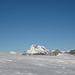 im Hintergrund der Mont Blanc (links) und der Grand Combin (rechts)