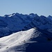 Der beliebte Skitourenberg Schilt (2299 m) vor dem Clariden (3268 m).