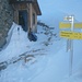 Der Eingang zum Winterraum der Edmund-Graf-Hütte (2375m).