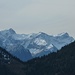Die verschneiten Rätikon-Berge schieben sich ins Blickfeld (überm Tiefenseesattel)