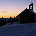 Kapelle auf Alp Gueteregg bei Sonnenuntergang