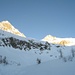Links Poncione di Cassina Baggio 2860m, rechts der Bildmitte Chüebodenhorn 3070m