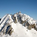 Grossaufnahme Pizzo Rotondo 3192m - die kleinen schwarzen Punkte im grossen Schneefeld sind aufsteigende Skitüürler