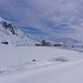 Tief verschneiter Gotthardpass.