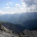 Blick nach Suden, ins Lesachtal und Karnischer Alpen,genau im Bildmitte ubers Frohnbachtal zeigt es sich Hochweißstein oder Monte Peralba,2694m.