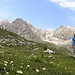 Bewundernd den Lienzer Dolomiten, mit beide Laserzwande-links und Sandspitzen-rechts, im Hintergrund.