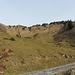 Am Startpunkt mit Blick zum Hochrohkopf, rechts der Südgrat