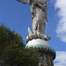 Die auf einem Sockel stehende 45m hohe Statue La Virgen. Die Statue wurde 1976 von Aníbal López entworfen und gebaut.