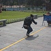 Der falsche Äquator beim Monument La Mitad del Mundo (2483m) wird von Touristen gerne fotografiert.
