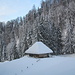 Formschöne Hütte bei Stössli
