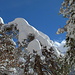 04.12.2012: Für ein Moment blauer Winterhimmel am Weg  nach Finnu