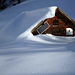Gulmenhütte - die hat auch schon deutlich mehr Schnee gesehen (z.B. [http://www.hikr.org/gallery/photo109318.html hier])