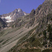 der Aufstiegsweg ist gut zu erkennen (im Hintergrund Le Portalet - 3344m.)