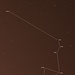 Das Sternbild Pendeluhr (Horologium) ist von Mitteleuropa nahezu unsichtbar, lediglich α Hor steht im Alpenraum im Winter extrem knapp über dem Südhorizont. Um das ganze Sternbild zu sehen muss man südlicher als 23°N stehen, so kann man die Pendeluhr vollständig von Kuba, Sudan oder Vietman über dem Südhorizont beobachten. Die wichtigsten, allerdings nicht besonders auffälligen Sterne der Pendeluhr sind:<br /><br />α Hor:<br />Helligkeit 3,85mag; Entfernung 117Lj.; Spektrum K1III; 1,55-fache Sonnenmasse; 11-facher Sonnendurchmesser; 47-fache Sonnenleuchtkraft<br /><br />β Hor:<br />Helligkeit 4,98mag; Entfernung 313Lj.; Spektrum A4IIIm; 2,5-fache Sonnenmasse; 3,8-facher Sonnendurchmesser; 65-fache Sonnenleuchtkraft; Rotationsdauer 2,3 Tage<br /><br />μ Hor:<br />Helligkeit 5,12mag; Entfernung 138Lj.; Spektrum F0IV; 1,7-fache Sonnenmasse; 2,5-facher Sonnendurchmesser; 14-fache Sonnenleuchtkraft<br /><br />ζ Hor:<br />Helligkeit 5,21mag; Entfernung 159Lj.; ζ Hor besteht aus zwei sehr engen Sternen die sich in 12,9274 Tagen umkreisen; Spektrum F3V+F5V; 1,43+1,26-fache Sonnenmassen; gemeisam 16-fache Sonnenleuchtkraft.<br /><br />ν Hor:<br />Helligkeit 5,25mag; Entfernung 165Lj.; Spektrum A2V<br /><br />η Hor:<br />Helligkeit 5,30mag; Entfernung 145Lj.; Spektrum A6V<br /><br />λ Hor:<br />Helligkeit 5,36mag; Entfernung 160Lj.; Spektrum F2IV<br /><br />ι Hor:<br />Helligkeit 5,40mag; Entfernung 56,0Lj.; Spektrum G0Vp; 1,11-fache Sonnenmasse; 1,85-facher Sonnendurchmesser; 1,8-fache Sonnenleuchtkraft; Rotationsdauer 8,6 Tage; ι Hor hat einen bekannten Planeten der 2,26mal schwerer als Jupiter ist und den Stern in 320,1 Tagen umrundet.