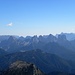 Hier können Sie Grupo del Bosconero sehen.Vlnr​:Sassolungo di Cibiana-mittelinks,Sfornioi Doppelgipf​el(Nord und di Mezzo), dann Sfornioi Sud-im Bildmitte,Sasso di Bosconero(​2468m,die höchsten von Gruppe) und Rochetta Alta,rechts.