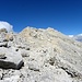 Ich krieche mir zum  flachen Gipfelgrat nach Pelmo,3168m...
