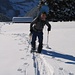Yvo im Aufstieg mit Schneeschuhen...mach nid ging Spur kaputt:-)