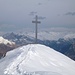 Das Kreuz beim Monte Gambarogno mit Blick ins Val Verzsaca