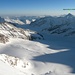 Blick hinunter zur Jungfraufirn, rechts Aletschhorn (© Alpinist)