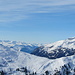 Blick hin zu den Medelser Alpen und in Richtung Gotthardgebiet und darüber hinaus
