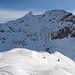 Spielberghorn - direkt vom Horn geht eine beliebte aber schwere Schiabfahrt entlang des markanten Schneefeldes runter - nix für mich