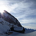 An der Alp Grueb: Die Sonne geht bereits hinter dem Gulmen unter